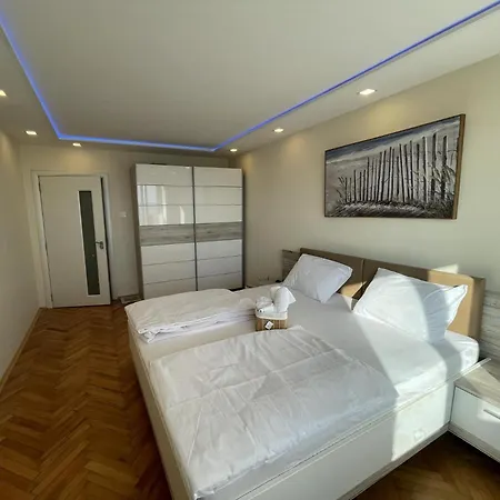 панорама славейков Apartment *